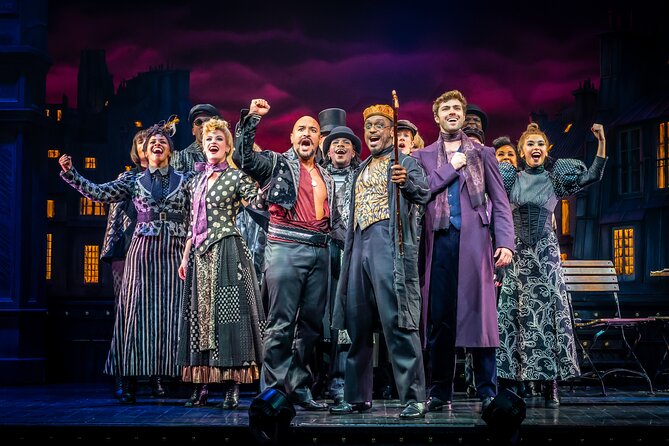 London Theatre: Moulin Rouge! The Musical - Timing the night around 2 hours and 45 minutes