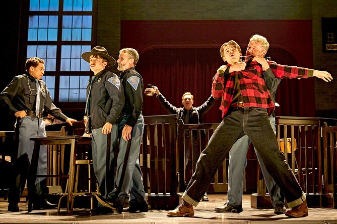 London Theatre: Stranger Things: The First Shadow - The stagecraft is the main reason to go