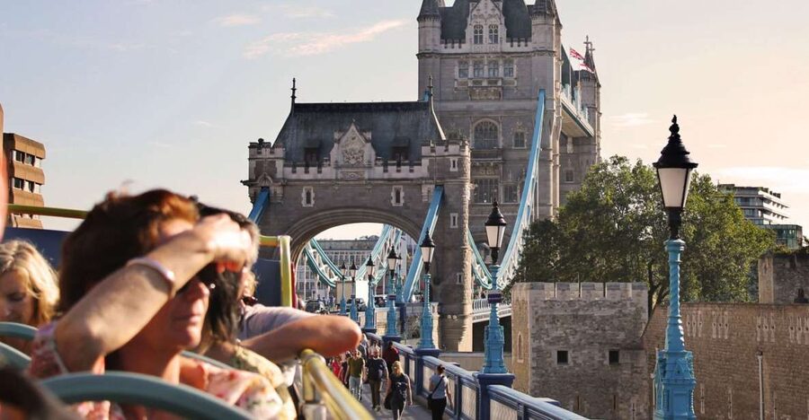 London: Tootbus London by Night Bus Tour - Tower Bridge and the Tower of London