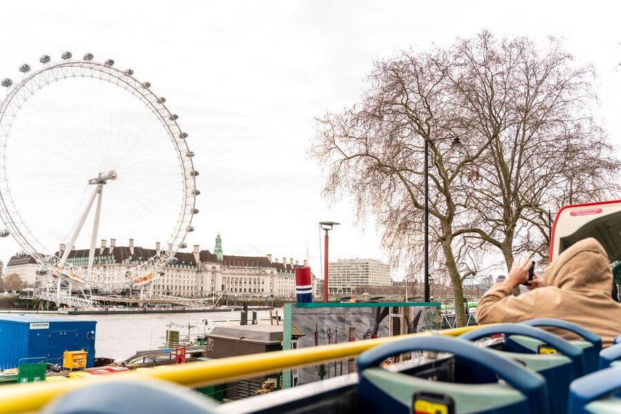 London: Tootbus Must-See Hop-On Hop-Off Bus Tour with Cruise - What this London bus tour is really good at