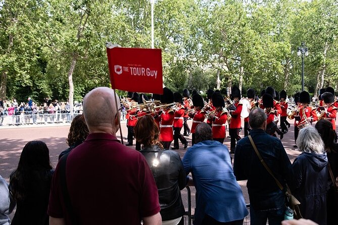 London Tour: Changing of the Guard, Westminster Abbey & Tower - The Crown Jewels and White Tower