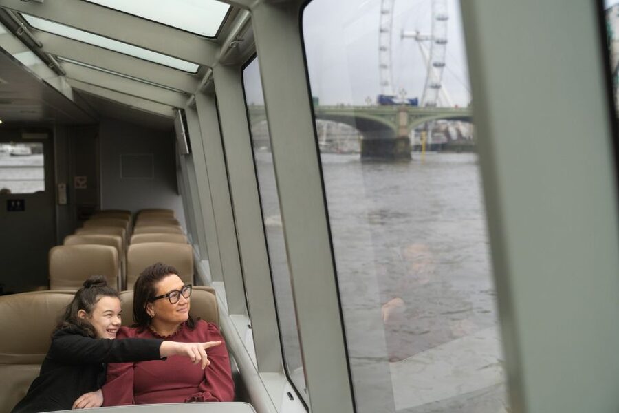 London: Uber Boat 1-Day Hop-On Hop-Off and Cable Car Tickets - North Greenwich and the IFS Cloud Cable Car