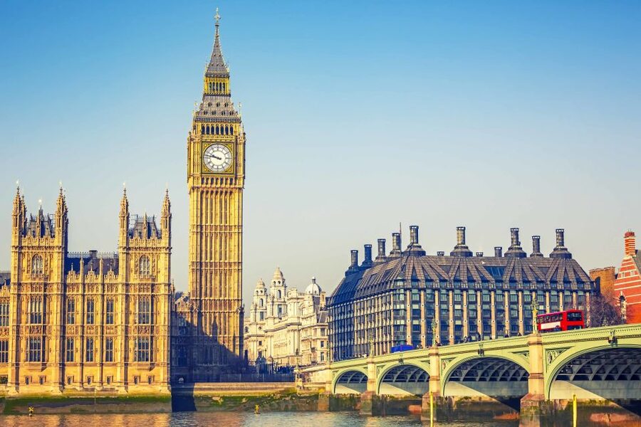 London: Vintage Bus Tour and London Eye Ticket - Is $130 good value?