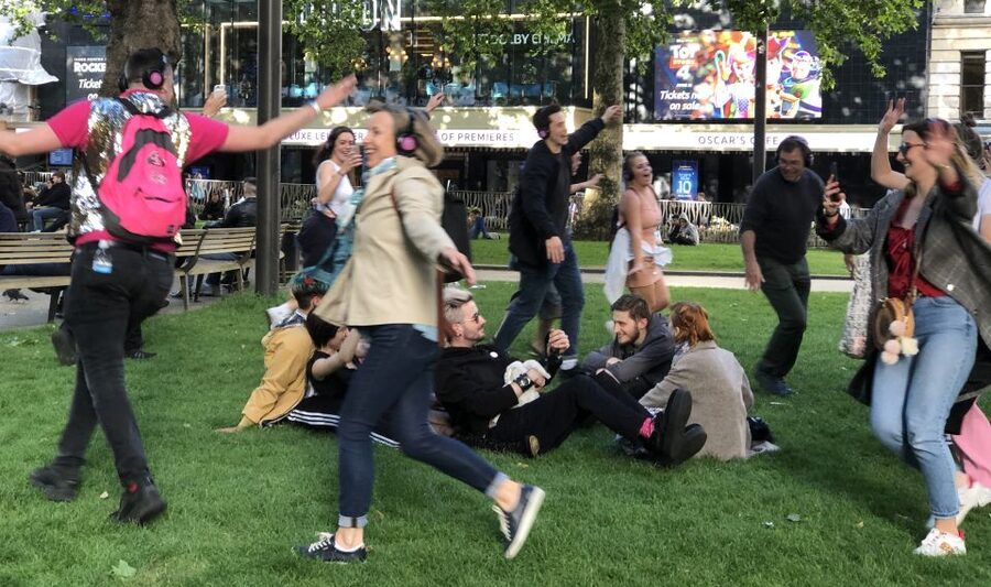 London West End Musical Silent Disco Walking Tour Top 1% - Rain, clothing, and the practical comfort test