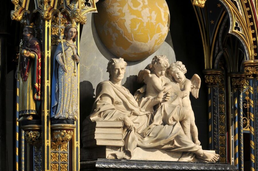 London: Westminster Abbey Entrance Ticket - Monarchs, scientists, musicians, and politicians