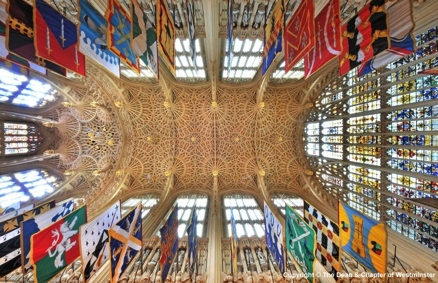 London: Westminster Abbey Guided Tour - Architecture worth slowing down for
