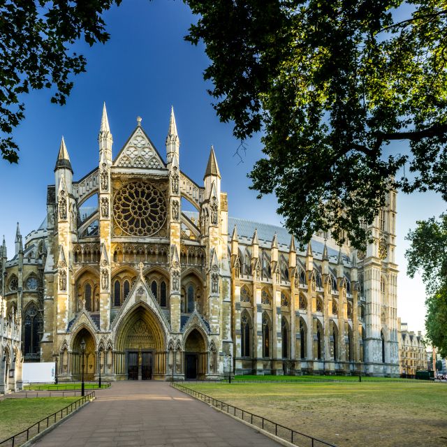 London: Westminster Abbey Skip-the-line Entry & Guided Tour - What the guides do best