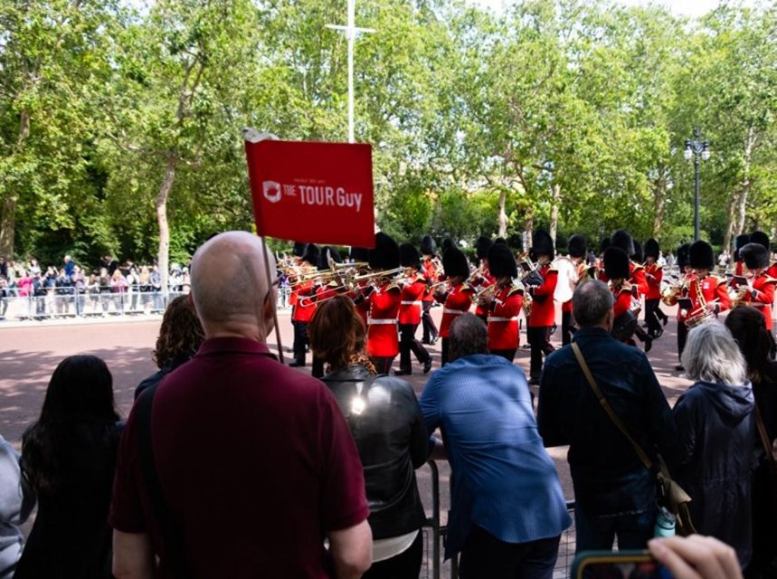 London: Westminster Abbey, Tower of London and Boat Tour - Who should book this London tour?