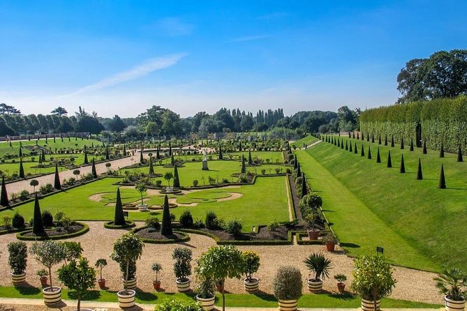 London, Windsor Castle, Hampton Court Palace with Free Snack Pack - Value at $122.55 per person