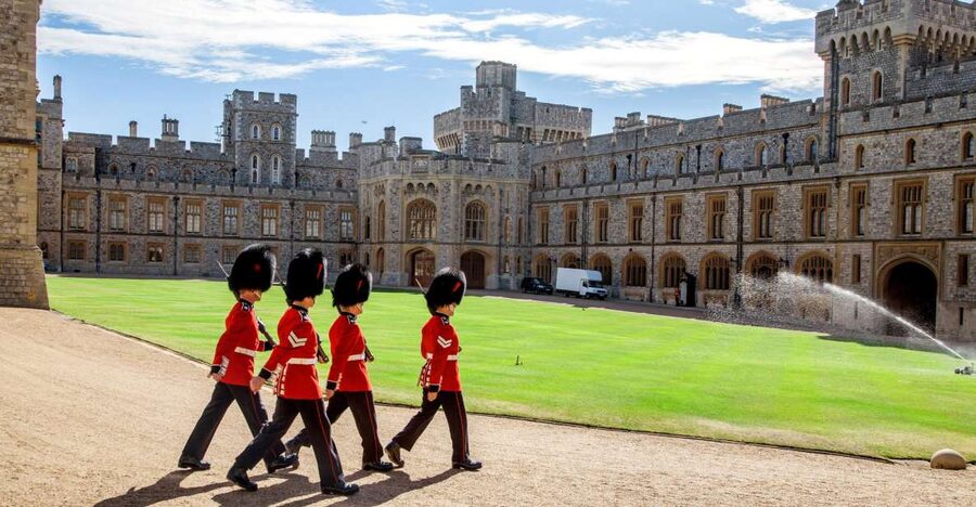 London: Windsor Castle, Stonehenge, and Bath Day Trip - What the Guide and Driver Add