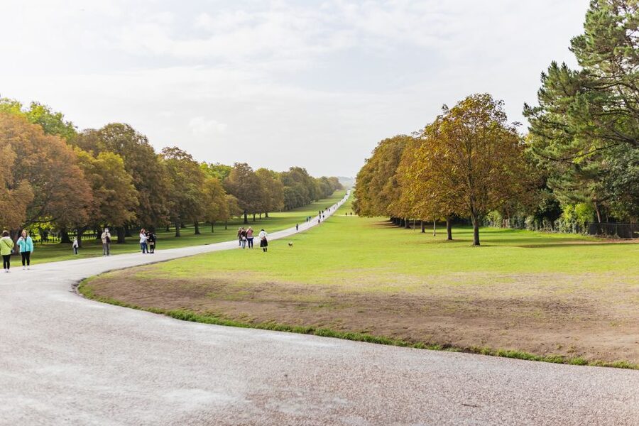 London: Windsor Castle, Stonehenge & Bath Full-Day Tour - The coach ride is part of the bargain