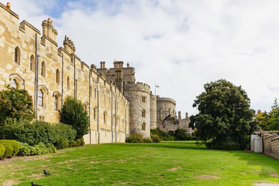 London: Windsor Castle, Stonehenge & Bath Full-Day Tour - Who will enjoy this day trip?