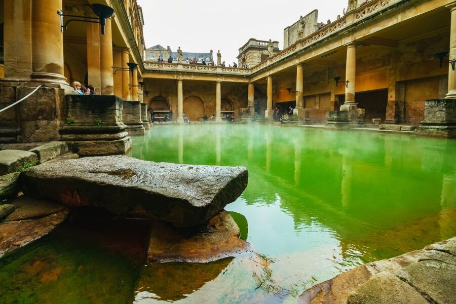 London: Windsor, Stonehenge, Bath, and Roman Baths Day Trip - Price, admissions, and what $120 buys you