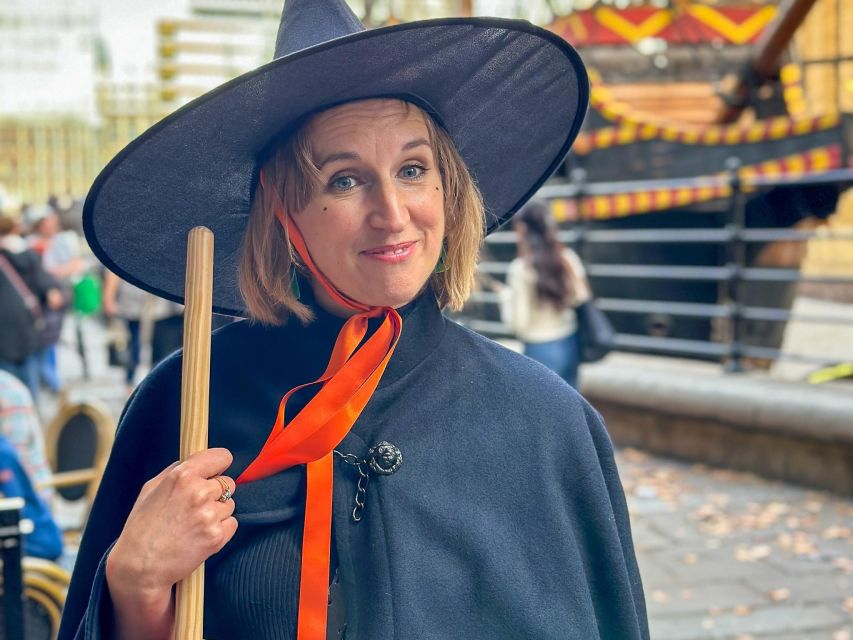 London: Witches and History Bankside Walking Tour - How the witch guide changes the experience