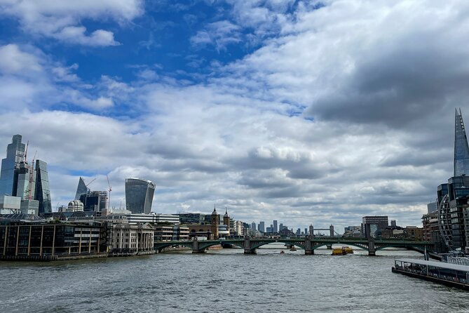 London Witches and History Walking Tour - The Golden Hinde and Winchester Palace ruins