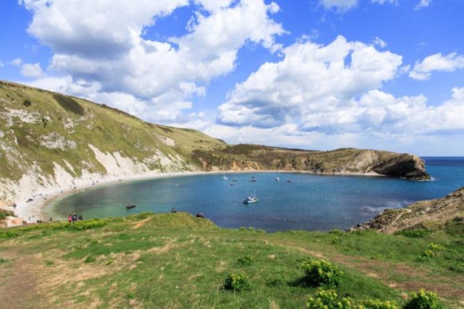Lulworth Cove & Durdle Door Mini-Coach Tour from Bournemouth - The walk from Durdle Door to Lulworth Cove