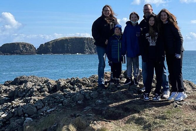 Luxury Giants Causeway Tour in Mercedes + FREE Belfast Mural Tour - Bushmills: tasting rather than a full distillery visit