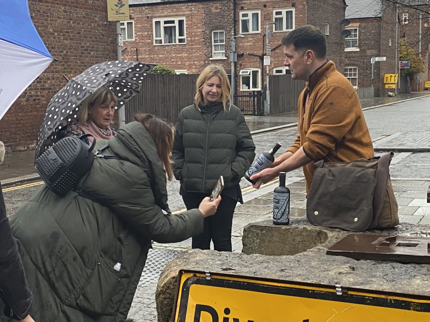 Manchester: Food and Drinks Walking Tour - Key points at a glance