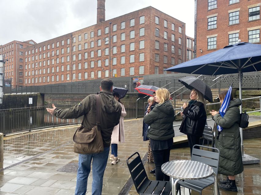 Manchester: Food and Drinks Walking Tour - Food tastings that amount to lunch