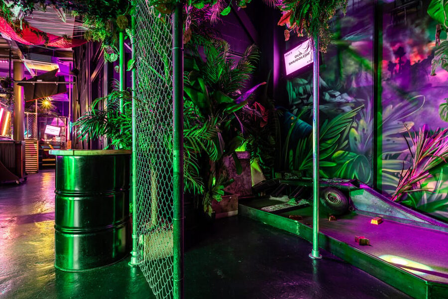 Manchester: Junkyard Golf Club Tickets for 9 or 18 Holes - Why 18 holes may be the better buy