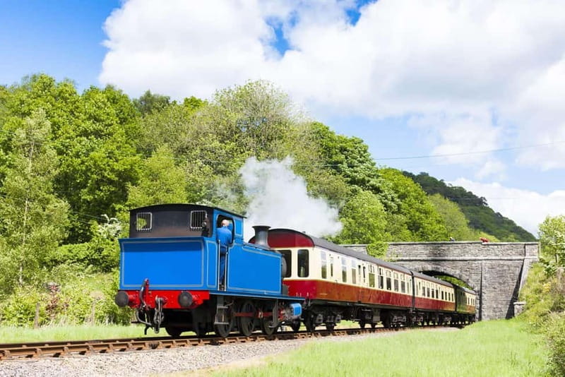 Manchester: Lake District Tour with Lake Cruise & Train Ride - Windermere: a calm 40-minute introduction