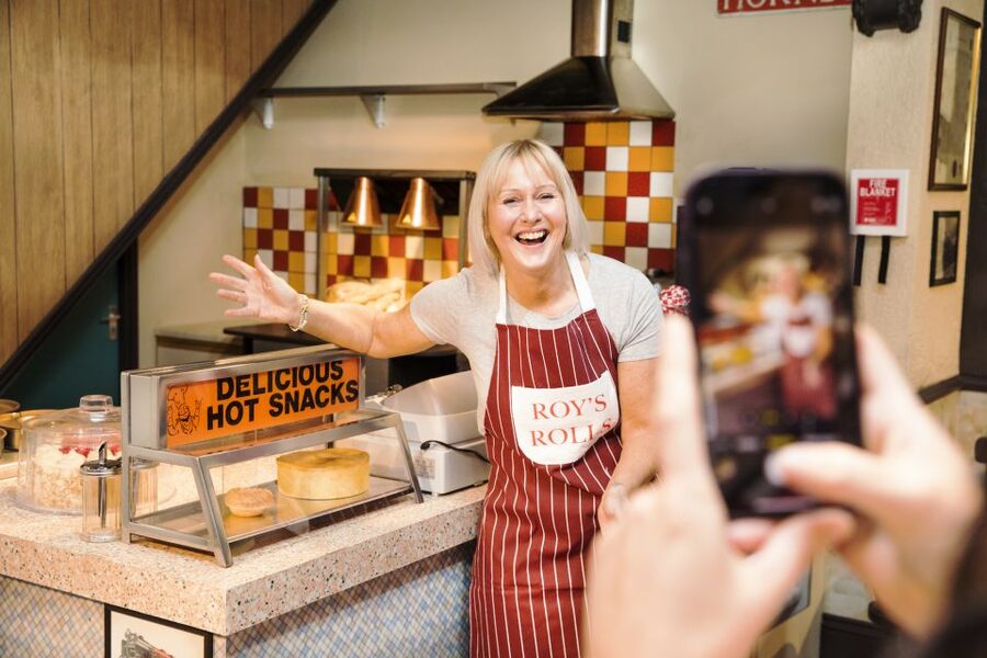 Manchester: The Coronation Street Experience - Making the most of the 25-minute free-roam period