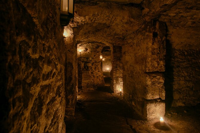 Multi-Sensory Haunted Underground Vaults Tour in Edinburgh - Thirty minutes through Edinburgh’s darker Old Town