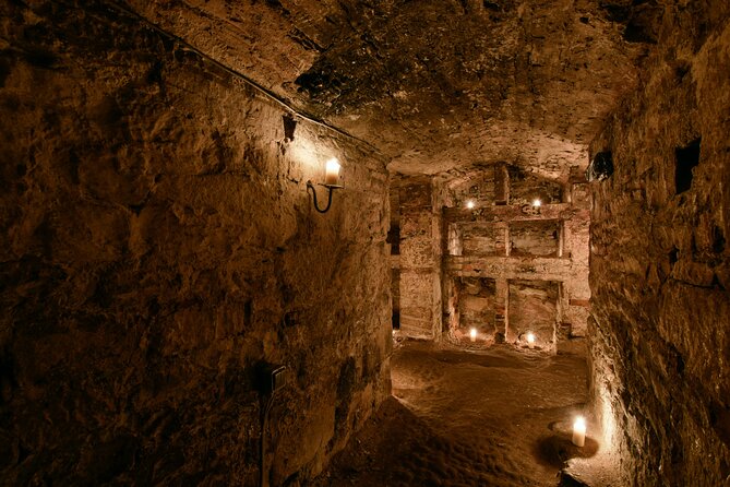 Multi-Sensory Night Walking Tour with Haunted Vaults in Edinburgh - What this Edinburgh ghost tour is really like