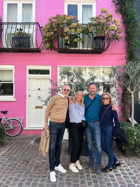 Notting Hill Walk Celebrities and Film Locations- London - The bookshop and the famous blue door