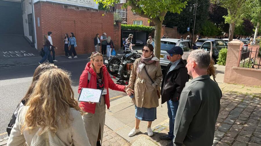 Notting Hill Walking Tour - Meeting outside Notting Hill Gate Station