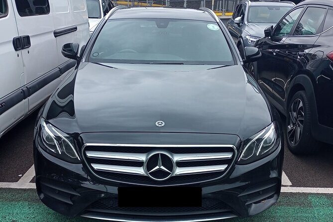 One Way Taxi Transfer from Stansted Airport to London - The private vehicle can be good value for three