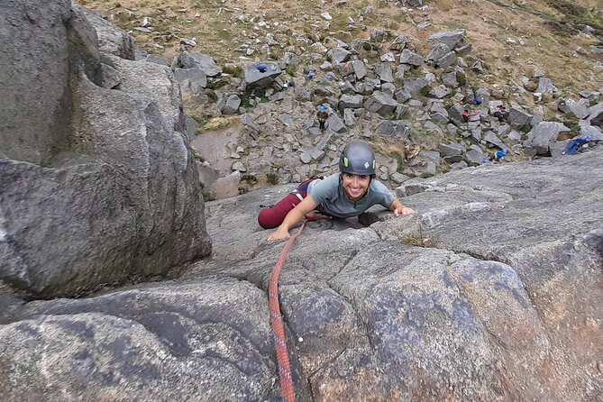 Outdoor Rock Climbing Taster Day in Peak District - How it suits complete beginners and indoor climbers