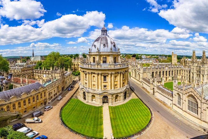 Oxford and Cambridge Universities Guided Day Trip from London - Oxford’s Cobblestones and Dreaming Spires