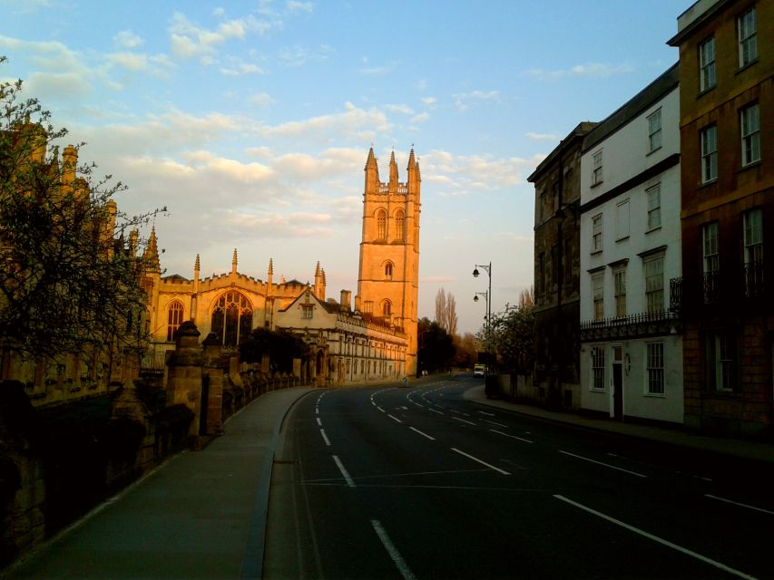 Oxford: C.S. Lewis & J.R.R. Tolkien Guided Walking Tour - University Church and Oxford’s Christian past