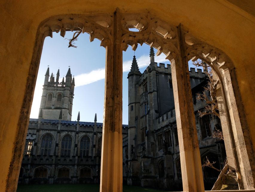 Oxford: C.S. Lewis & J.R.R. Tolkien Guided Walking Tour - What makes the guides the real value