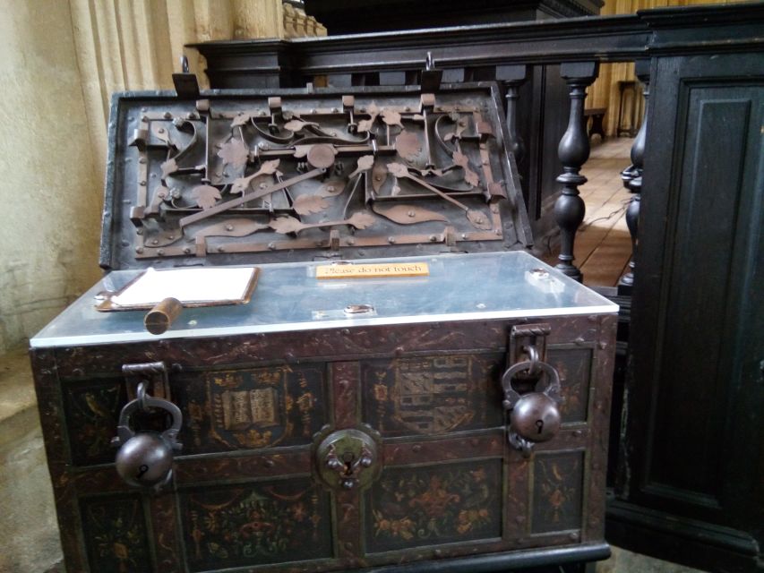 Oxford: Christ Church Harry Potter Film Locations Tour - Christ Church and the real Hogwarts connection