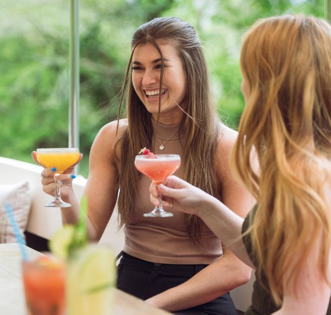 Oxford: Evening Sightseeing River Cruise with a Cocktail - Key things to know before booking