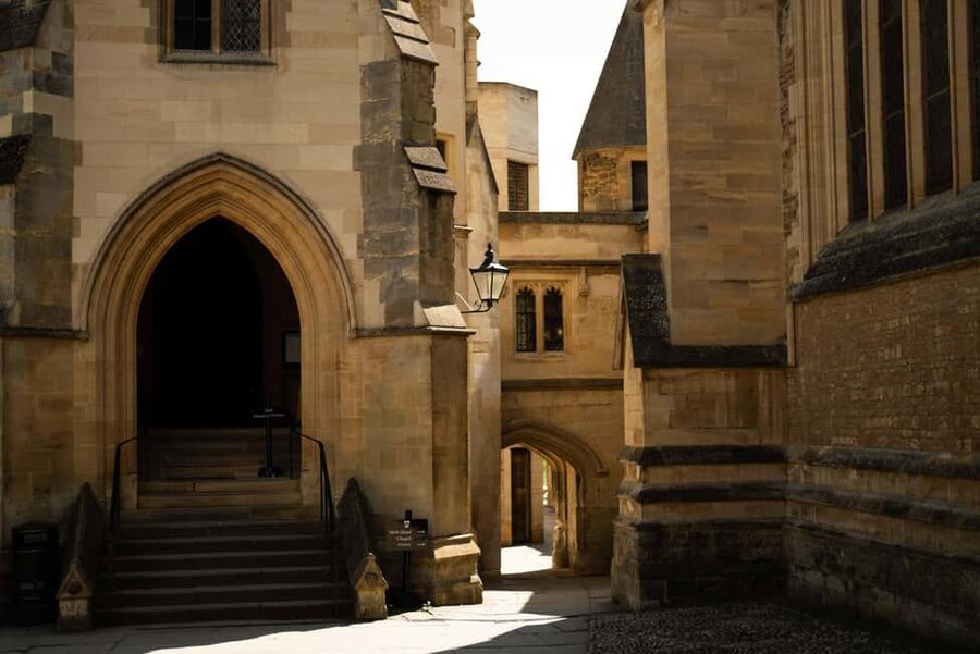 Oxford: Harry Potter Film Tour Led by University Alumni - Who will enjoy this Oxford walk?