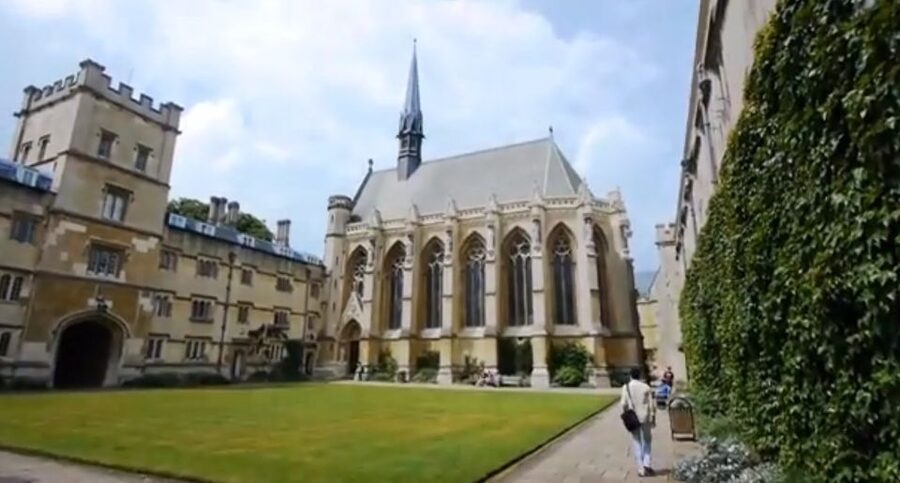 Oxford: Inspector Morse Lewis Endeavour Small Group Tour - Who Will Enjoy This Oxford Tour Most?