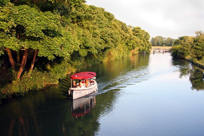 Oxford Sightseeing River Cruise Along The University Regatta Course - A quiet boat, with room to look around