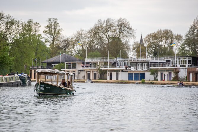 Oxford Sightseeing River Cruise Along The University Regatta Course - Following the University Regatta Course
