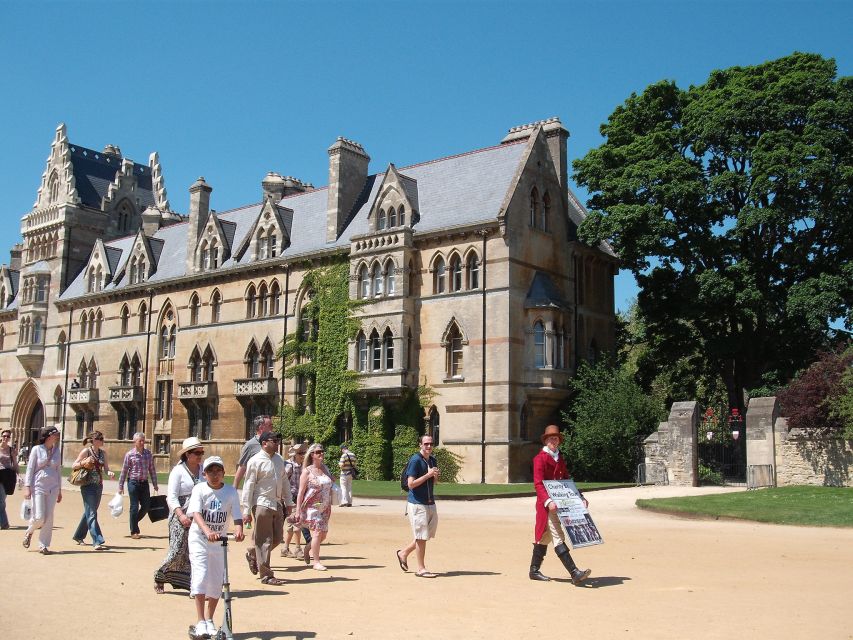 Oxford University: Guided Small Group Walking Tour - Starting at 15 Broad Street