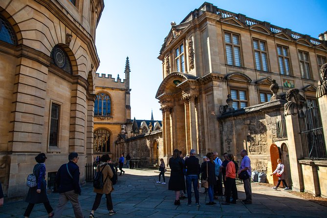 Oxford University Walking Tour With University Alumni Guide - The Divinity School and the limits of interior access