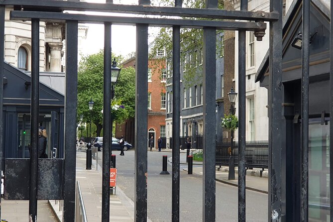 Palaces, Parliament & Power: A Walking Tour of London's Royal City - Downing Street, the Cenotaph, and modern government