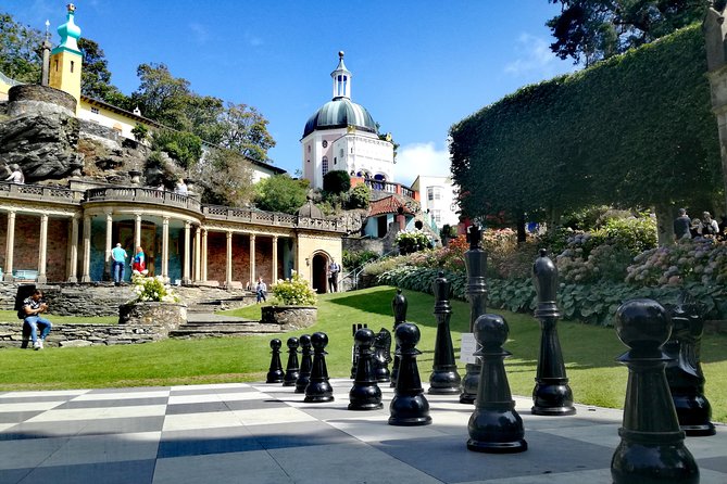 Portmeirion, Castles and Snowdonia Tour - A full day from Llandudno to the Welsh mountains