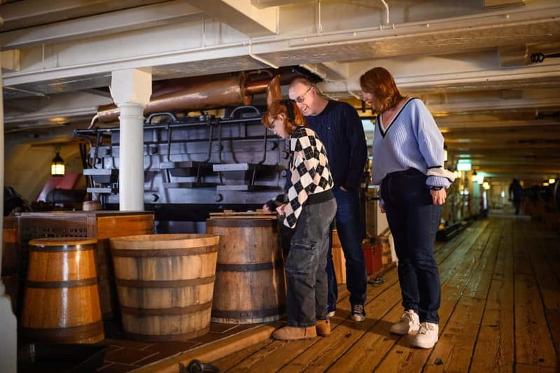 Portsmouth: HMS Victory Admission Ticket - Starting at Portsmouth Historic Dockyard
