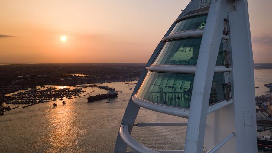 Portsmouth: Spinnaker Tower Ticket - The high-speed lift and first viewing level