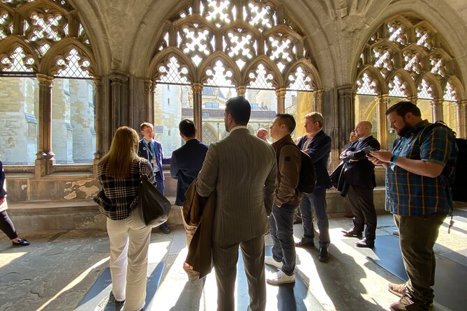 Priority Access Westminster Abbey Tour with a Professional Guide - Why Westminster Abbey rewards a guided visit