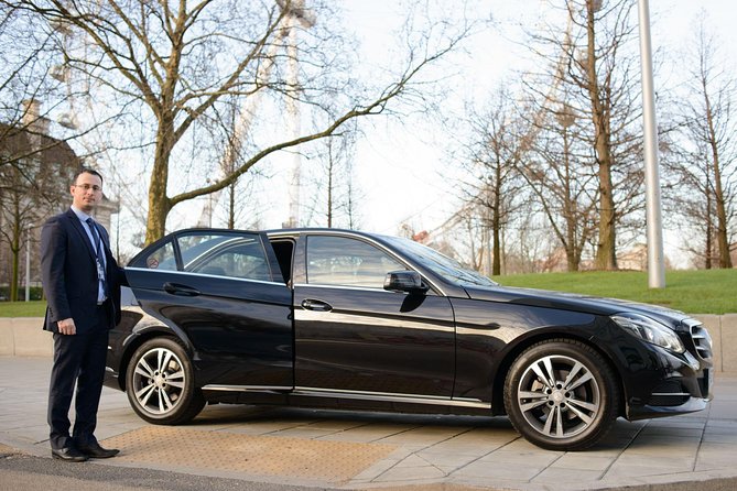 Private Arrival Transfer: Heathrow Airport to Central London - The ride from Heathrow to your hotel