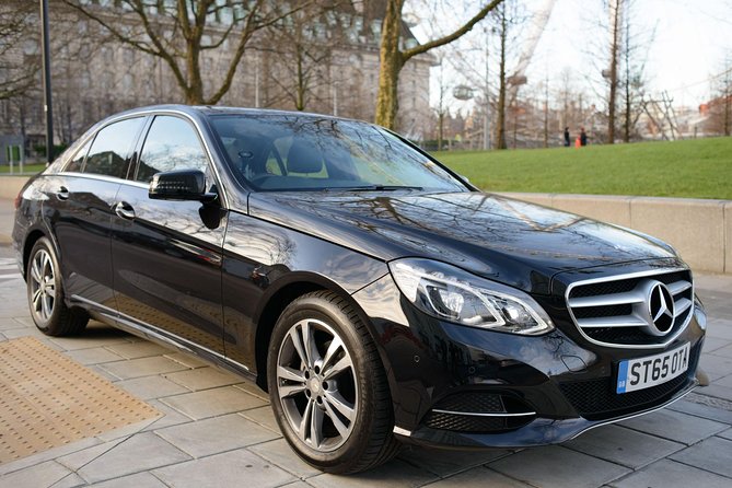 Private Arrival Transfer: Heathrow Airport to Central London - Meeting your driver inside Heathrow